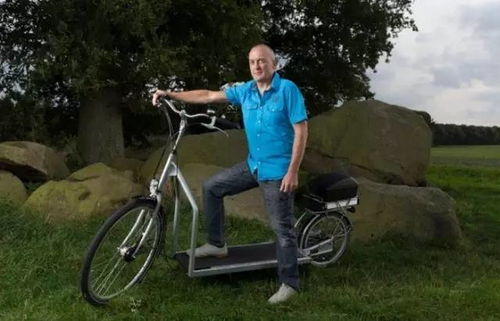 荷蘭60后大叔發(fā)明 走路自行車 ,讓人走路也帶風(fēng),上班族的福音
